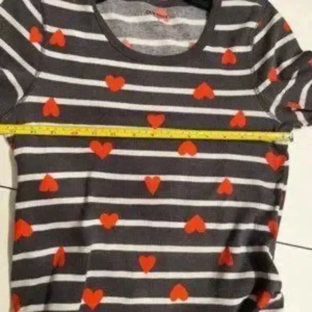 Heart-Themed Maternity Pajamas by Old Navy Size Medium (Gently-Used)‎
